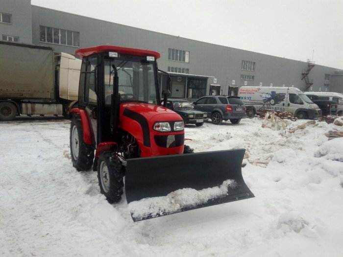 Расчистка участка парковки от снега в Фрязине